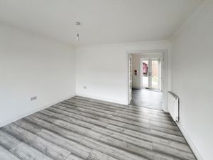 Lounge- click for photo gallery